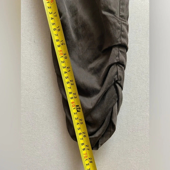 Daughters of liberation Anthropologie ruched cropped pants Sz 2 - Picture 6 of 8